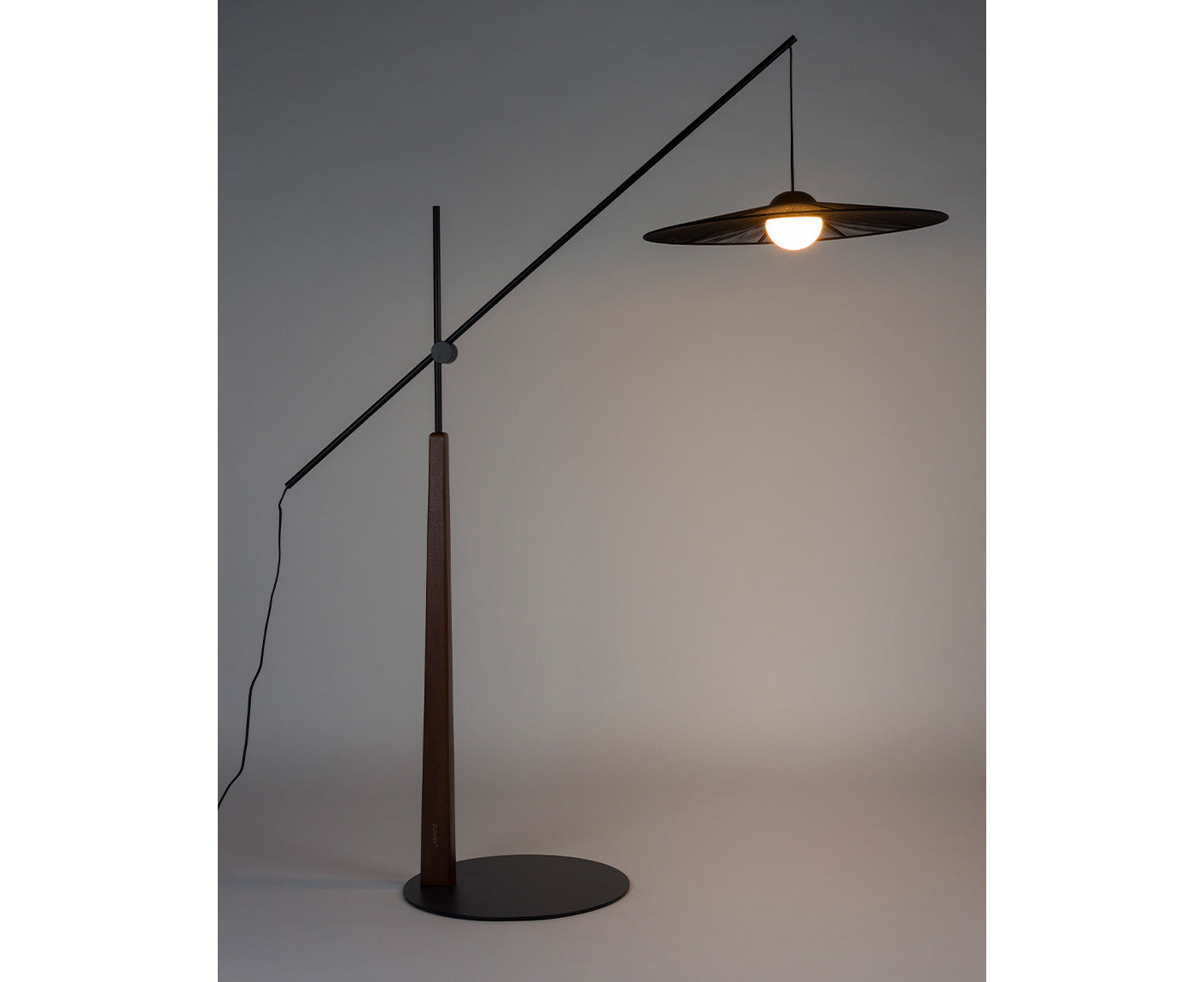 Belle Stehlampe