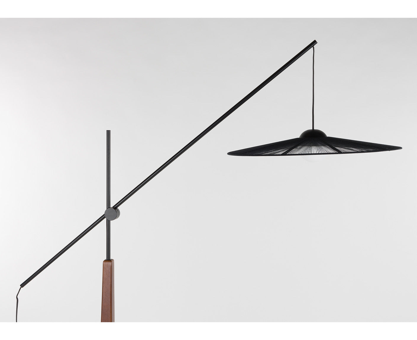 Belle Stehlampe