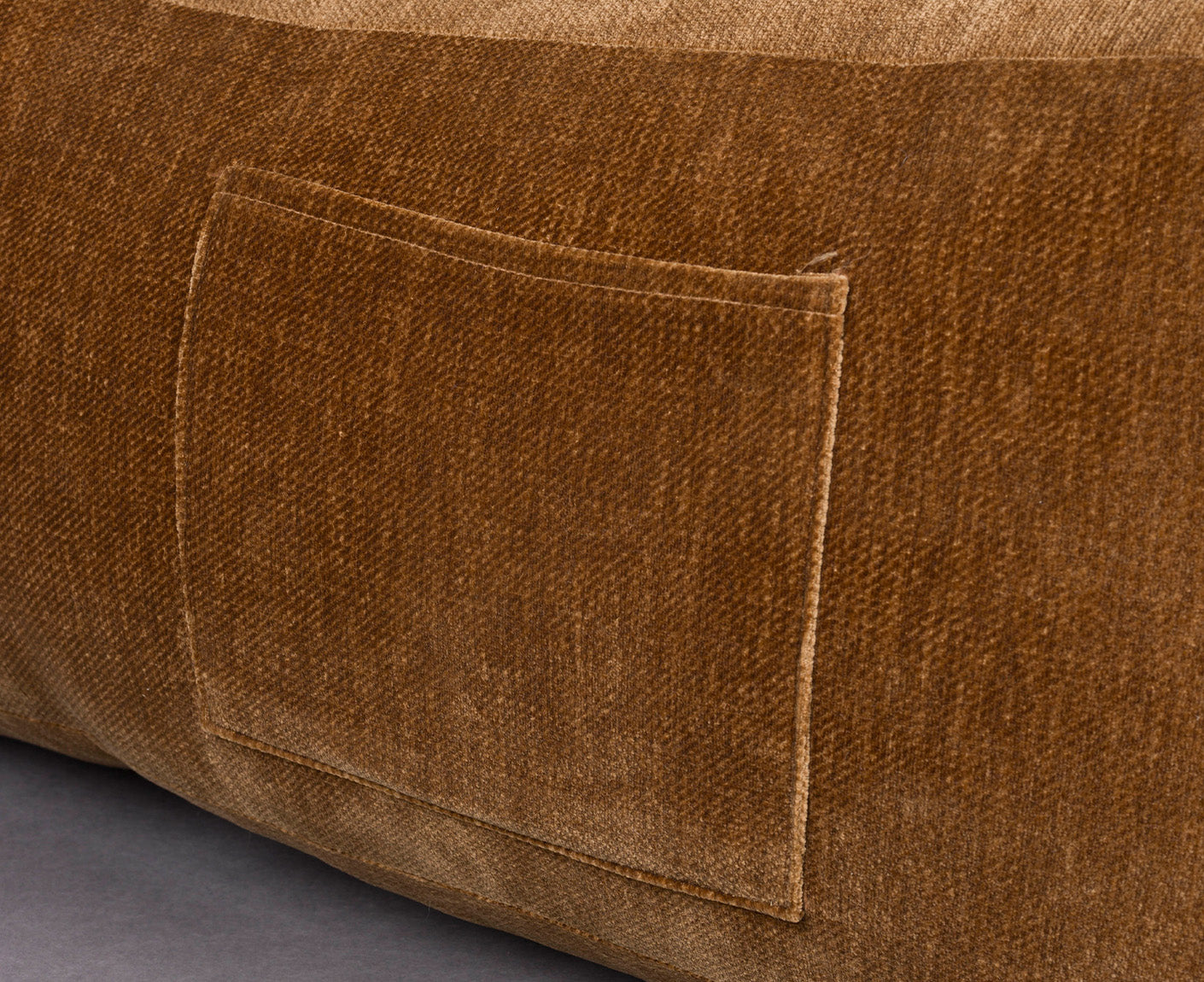Tombag Sitzsack Samt Braun