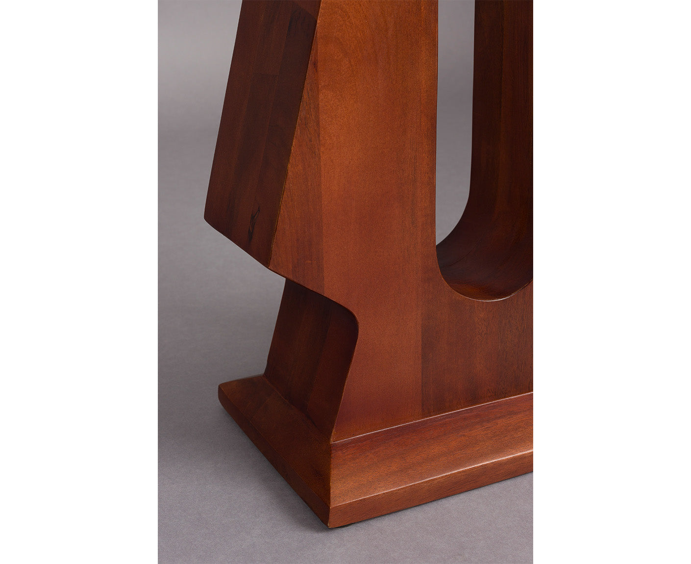 Pilaster Beistelltisch