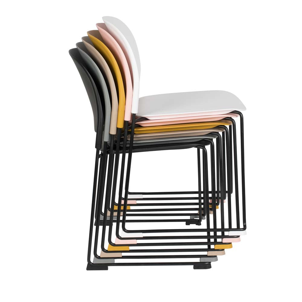 Stacks 4-er Set Stühle Schwarz