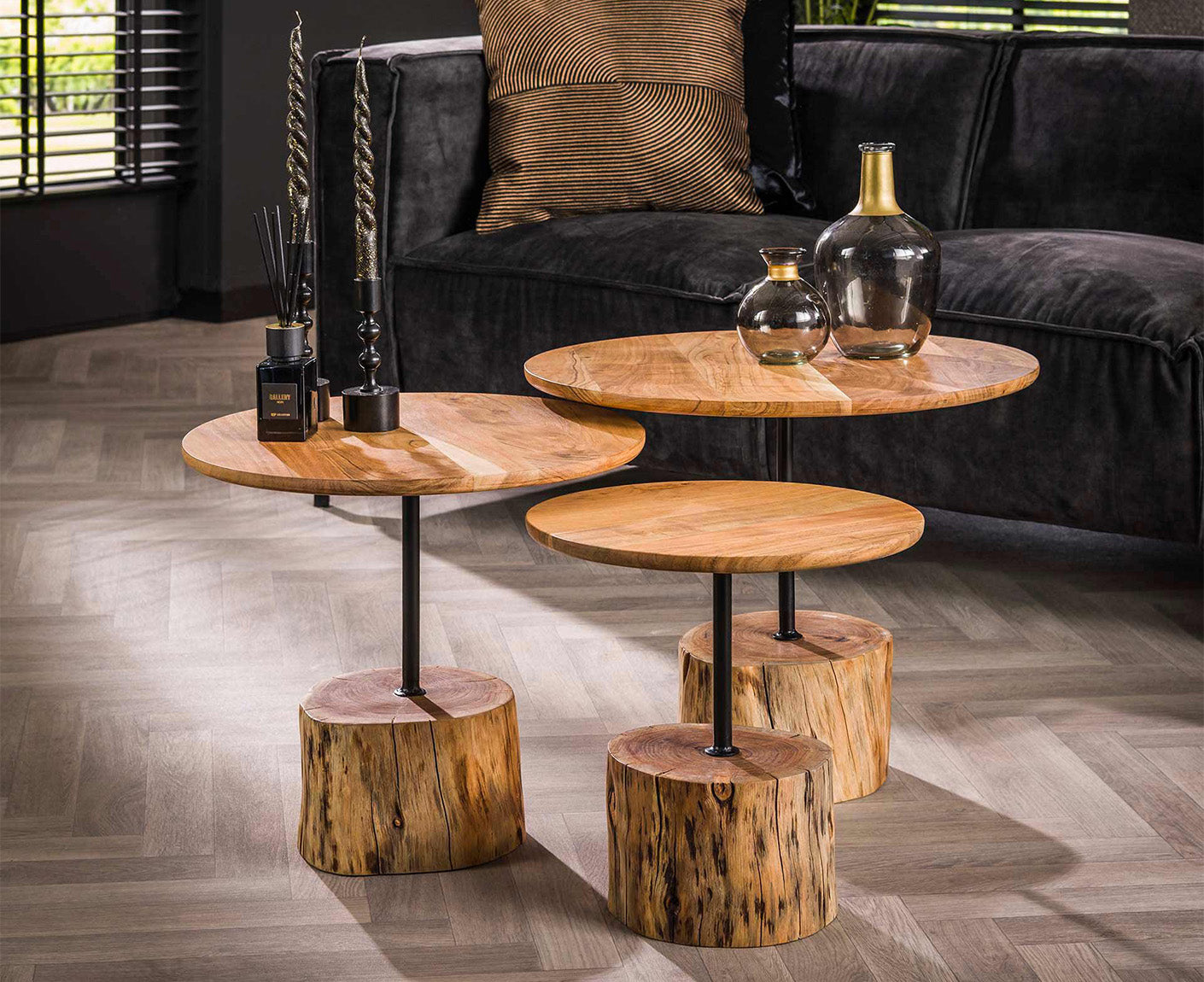 3er Set Couchtisch mit Baumstammfuß Akazie Massivholz