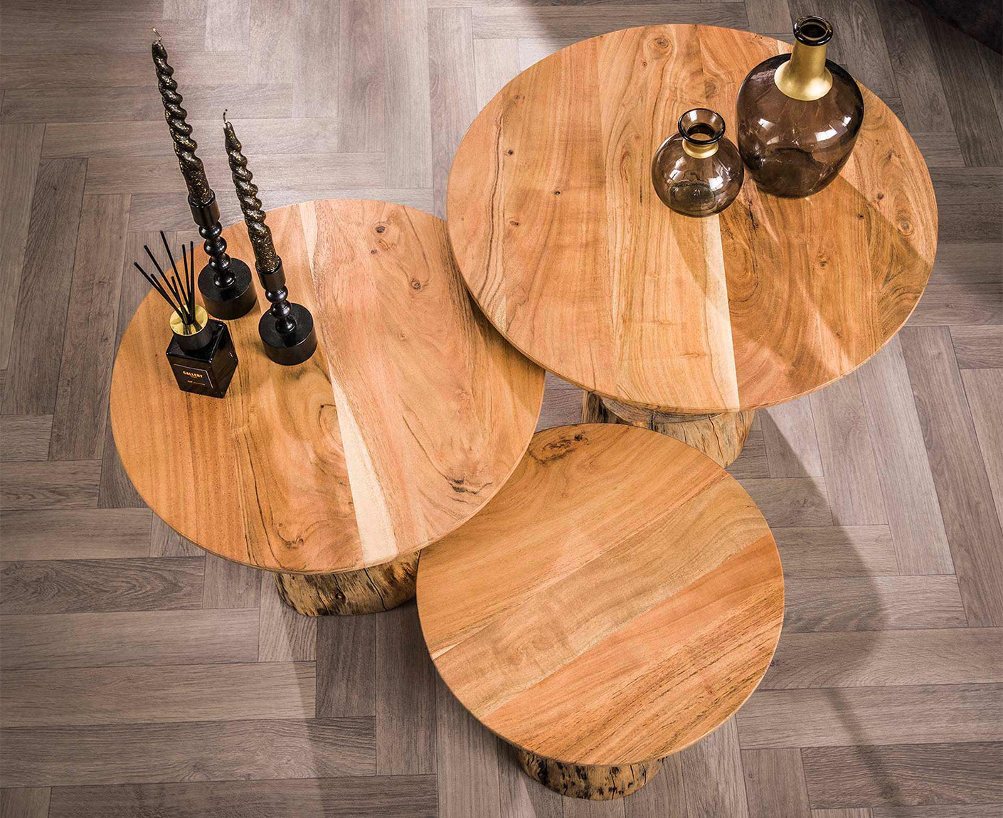 3er Set Couchtisch mit Baumstammfuß Akazie Massivholz