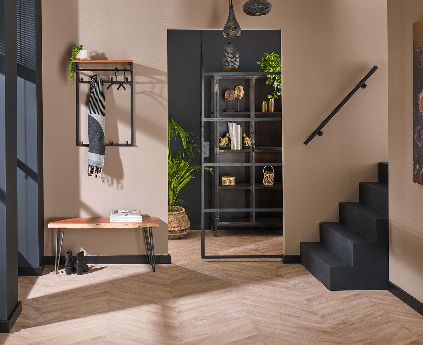 Custom Garderobe mit 2x4 Kleiderhaken Akazie Massivholz Natur