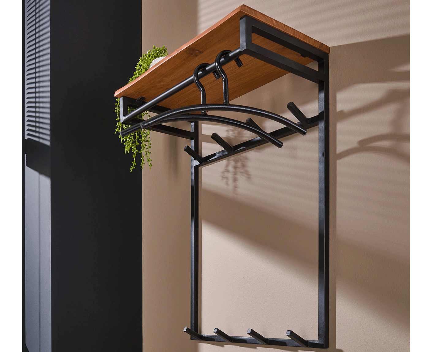 Custom Garderobe mit 2x4 Kleiderhaken Akazie Massivholz Natur