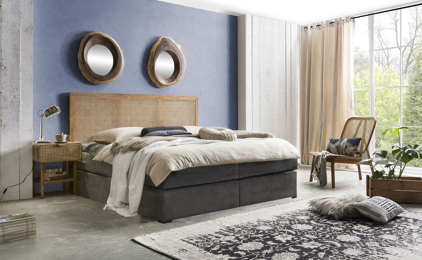 THIS & THAT Boxspringbett mit Teak / Rattan-Kopfteil Dunkelgrau, Natur