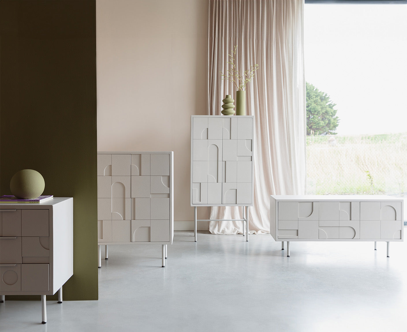 Funk Sideboard Off White