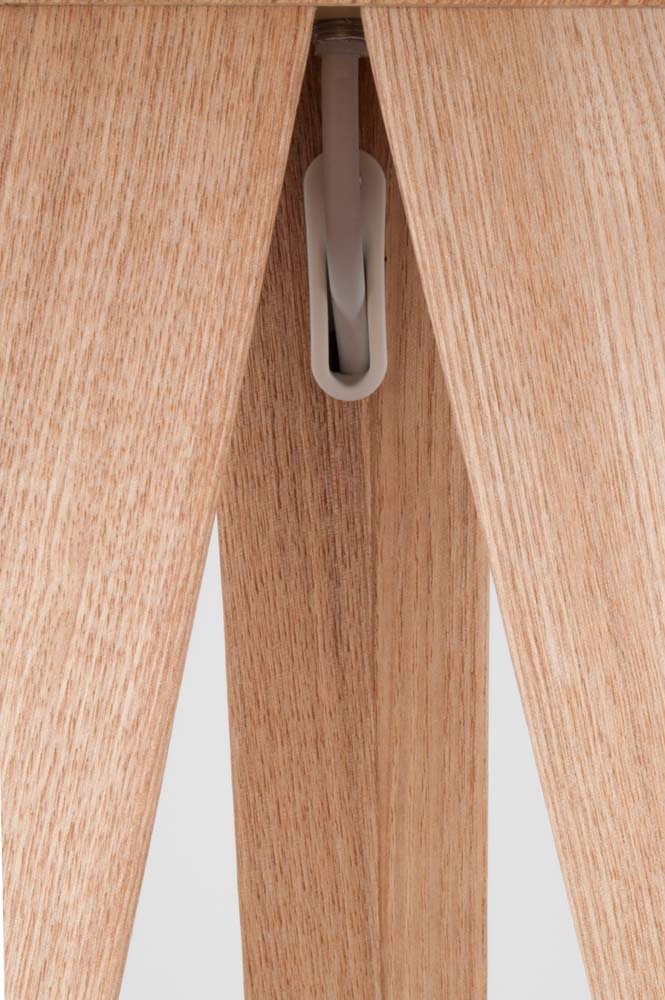 Tripod Holzflurlampe Weiß