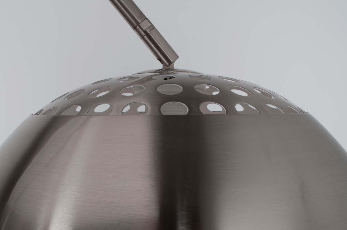 Metallgebogene Flurlampe Grau
