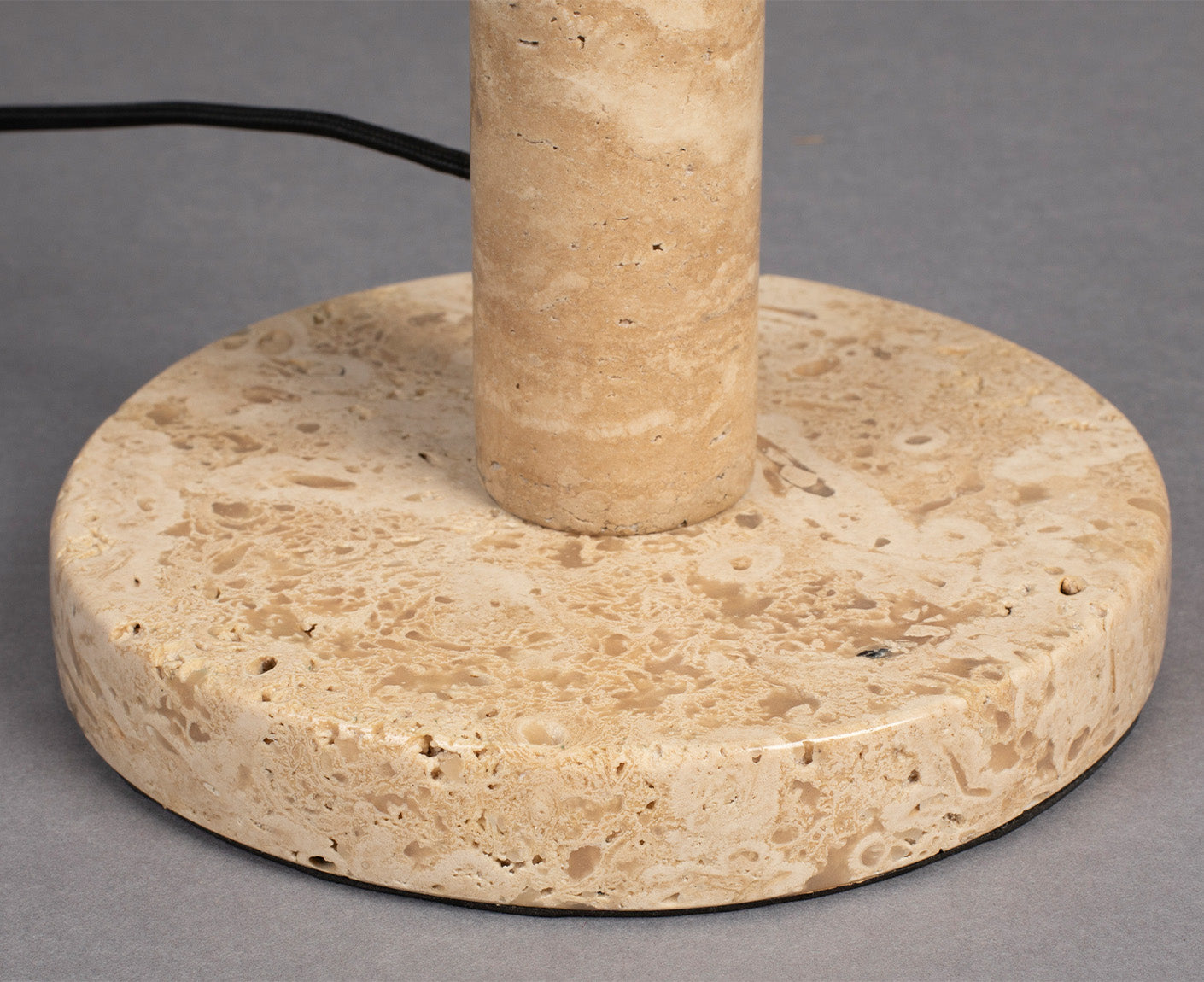 Jackson Tischleuchte Beige