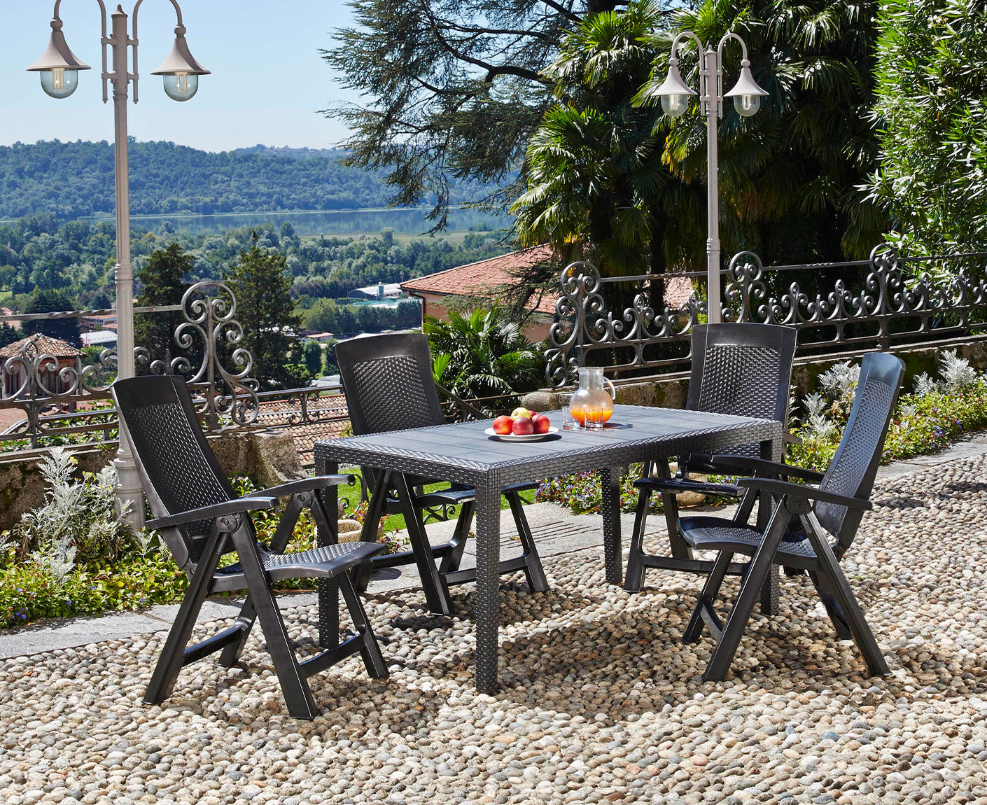 Curlo Gartentisch 150x90 cm Anthrazit
