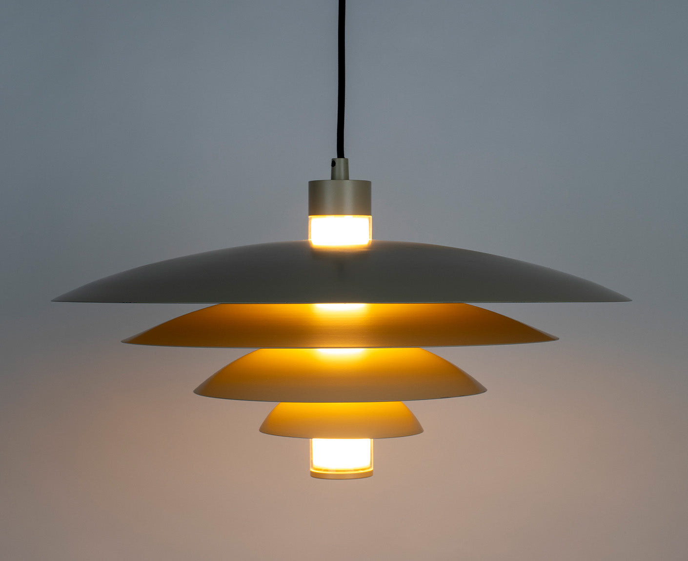Cole Hängelampe dimmbar Metall Beige