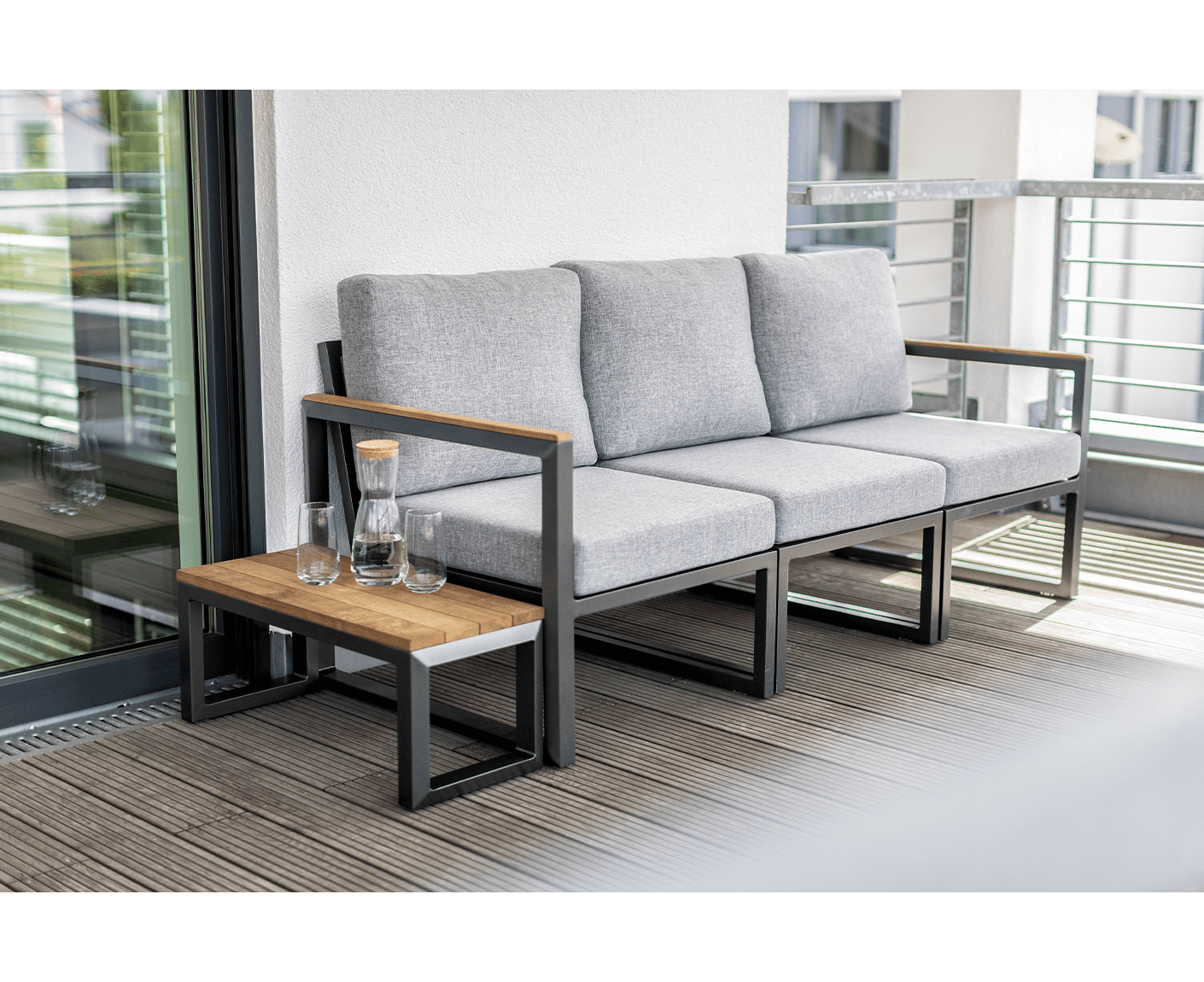 Kettler Ocean Skid Beistelltisch 70 x 30 cm Anthrazit / Teak