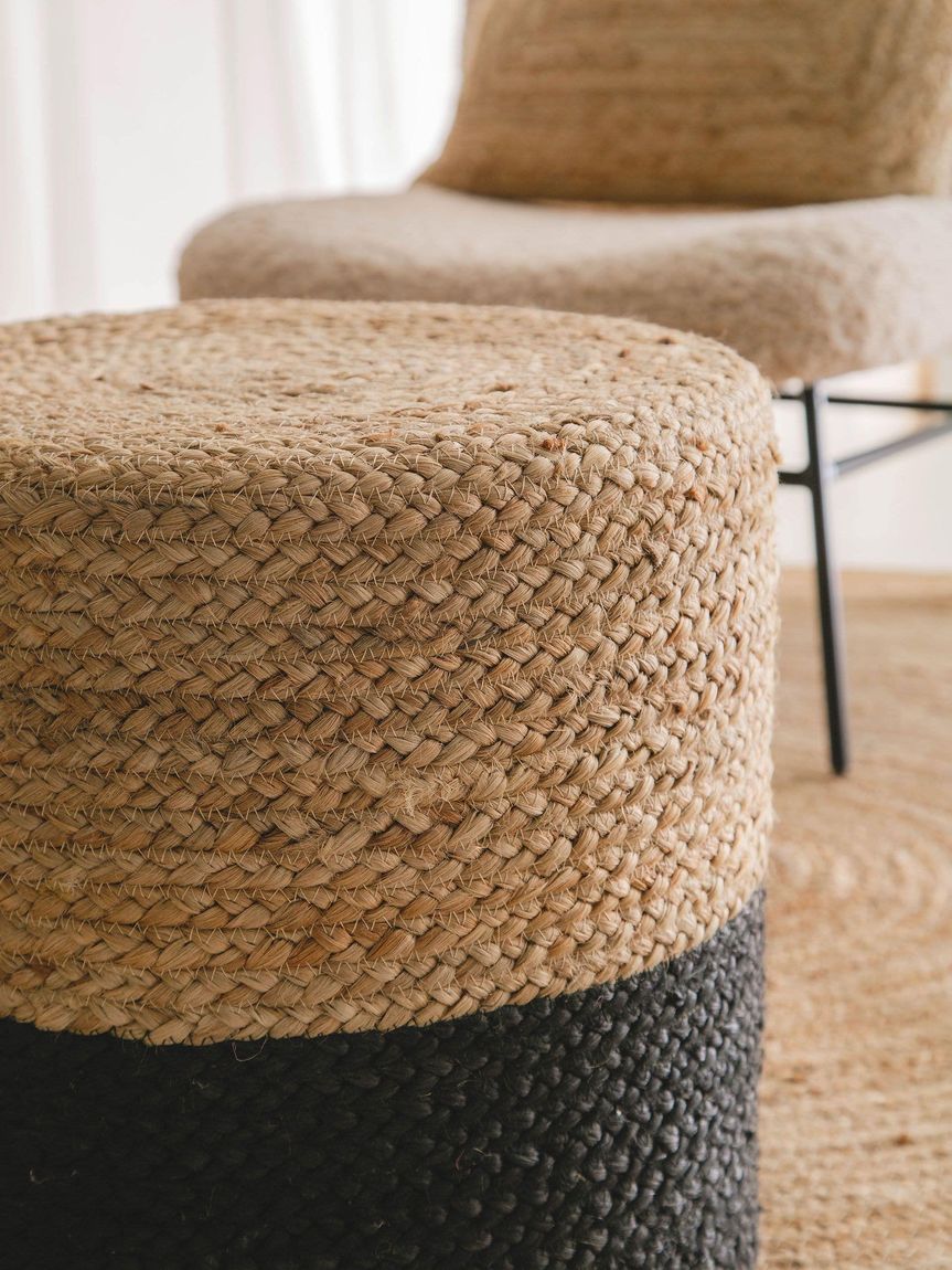 Handgefertigter Jute-Pouf Jutta 40x40x40 cm Hellbraun / Schwarz