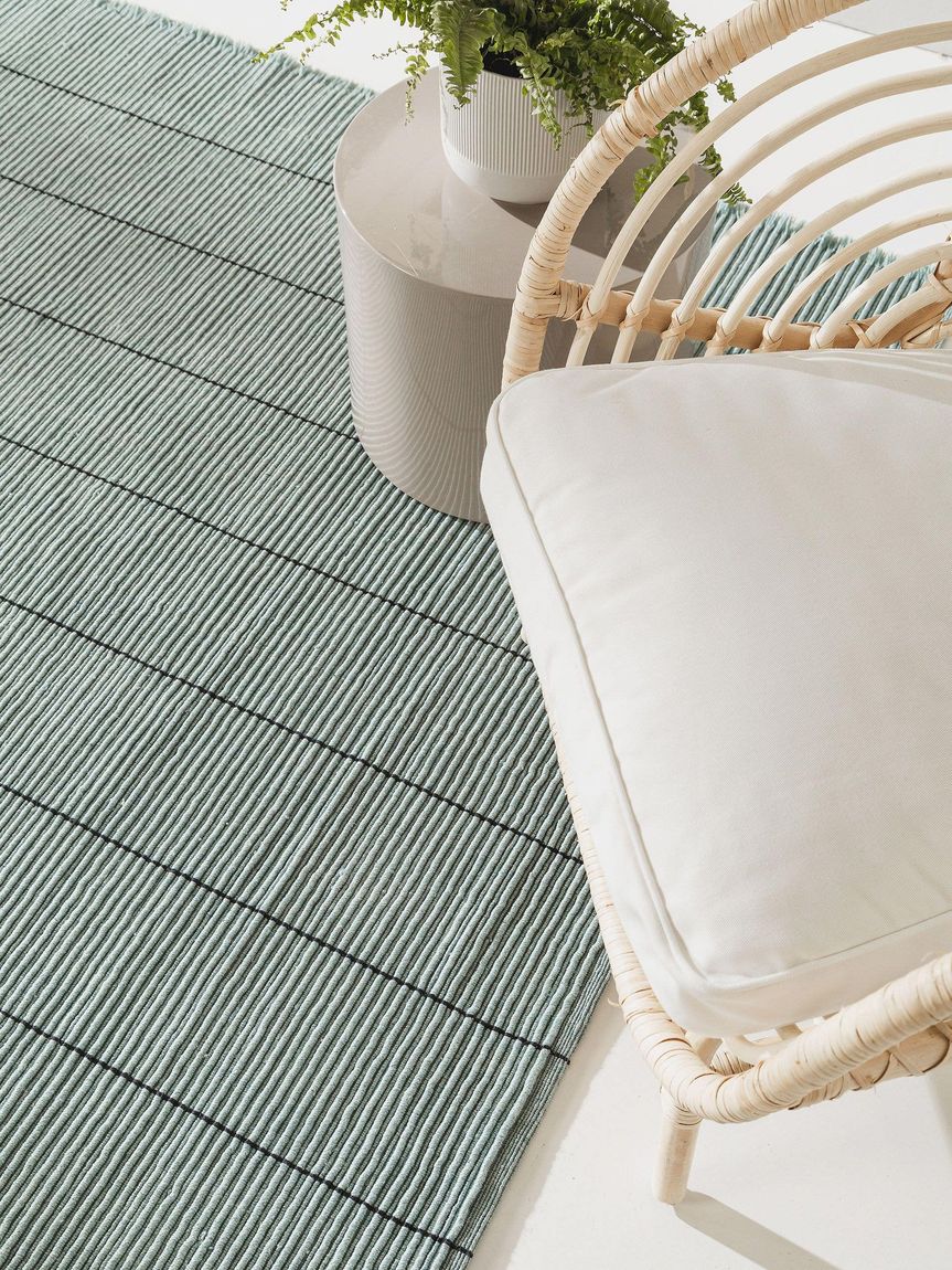 Teppich aus recyceltem Material Gaia Minze