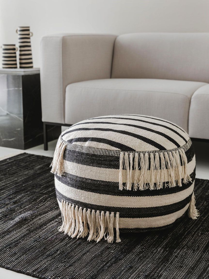 Pouf Deja 55x55x30 cm Schwarz / Weiß