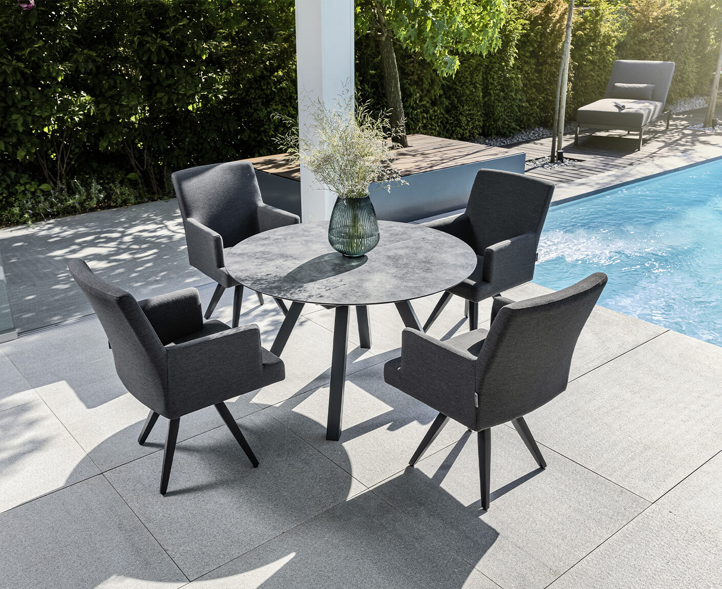 Kettler Garten Ausziehtisch Rund / Oval HPL 120/170 x 120 cm