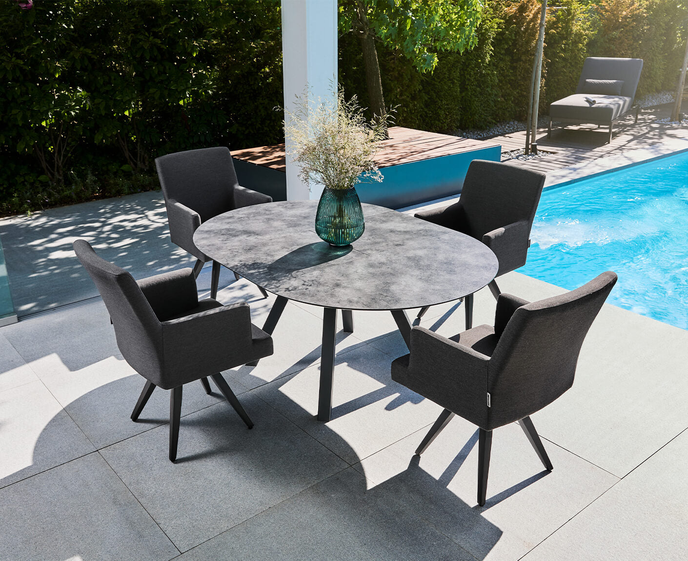 Kettler Garten Ausziehtisch Rund / Oval HPL 120/170 x 120 cm