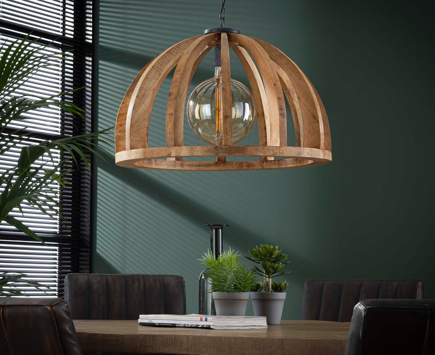 Hängeleuchte 60 cm mit gebogenen Holzleisten Mango Massivholz Natur