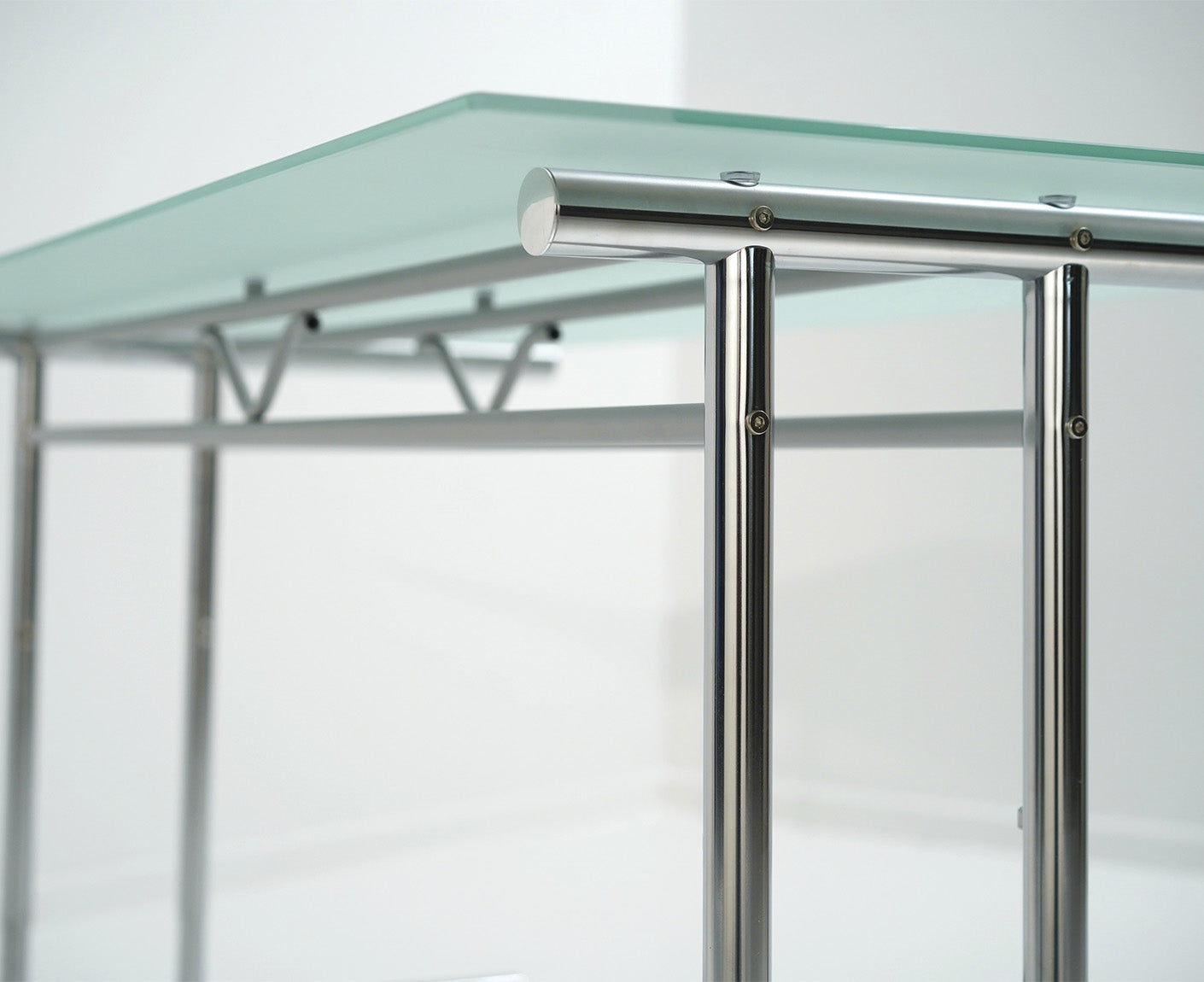 Artline Schreibtisch mit Glasplatte