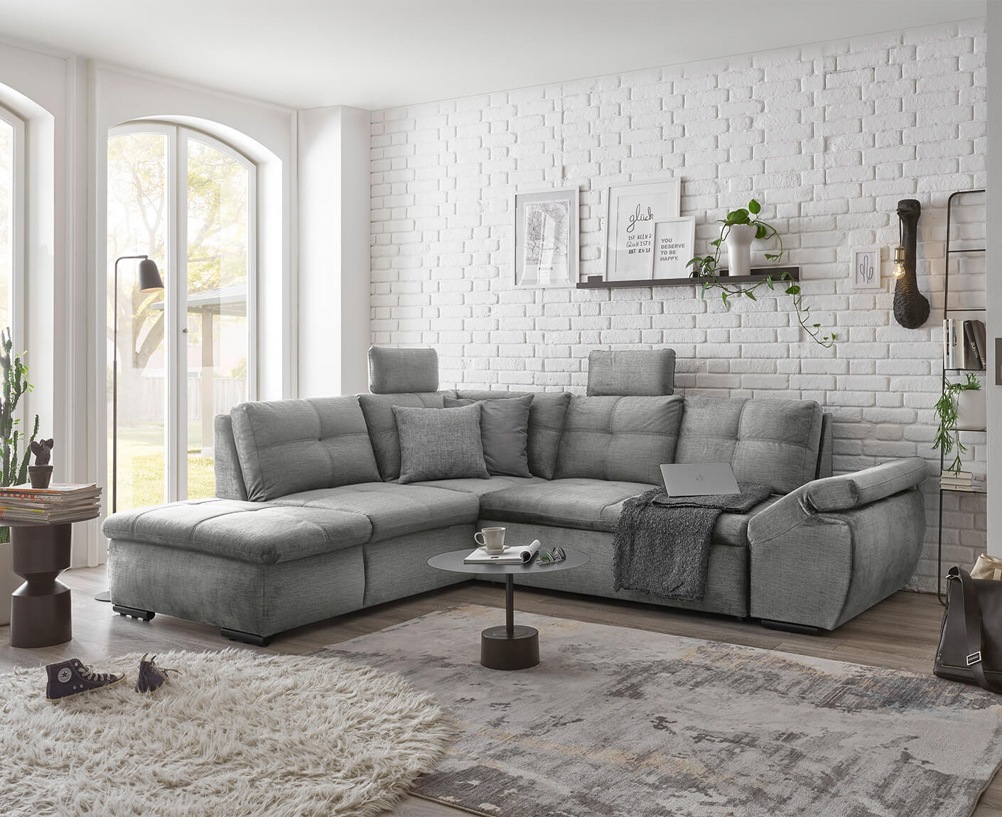 Alija Ecksofa 265 x 217 cm, mit Schlaffunktion und Bettkasten