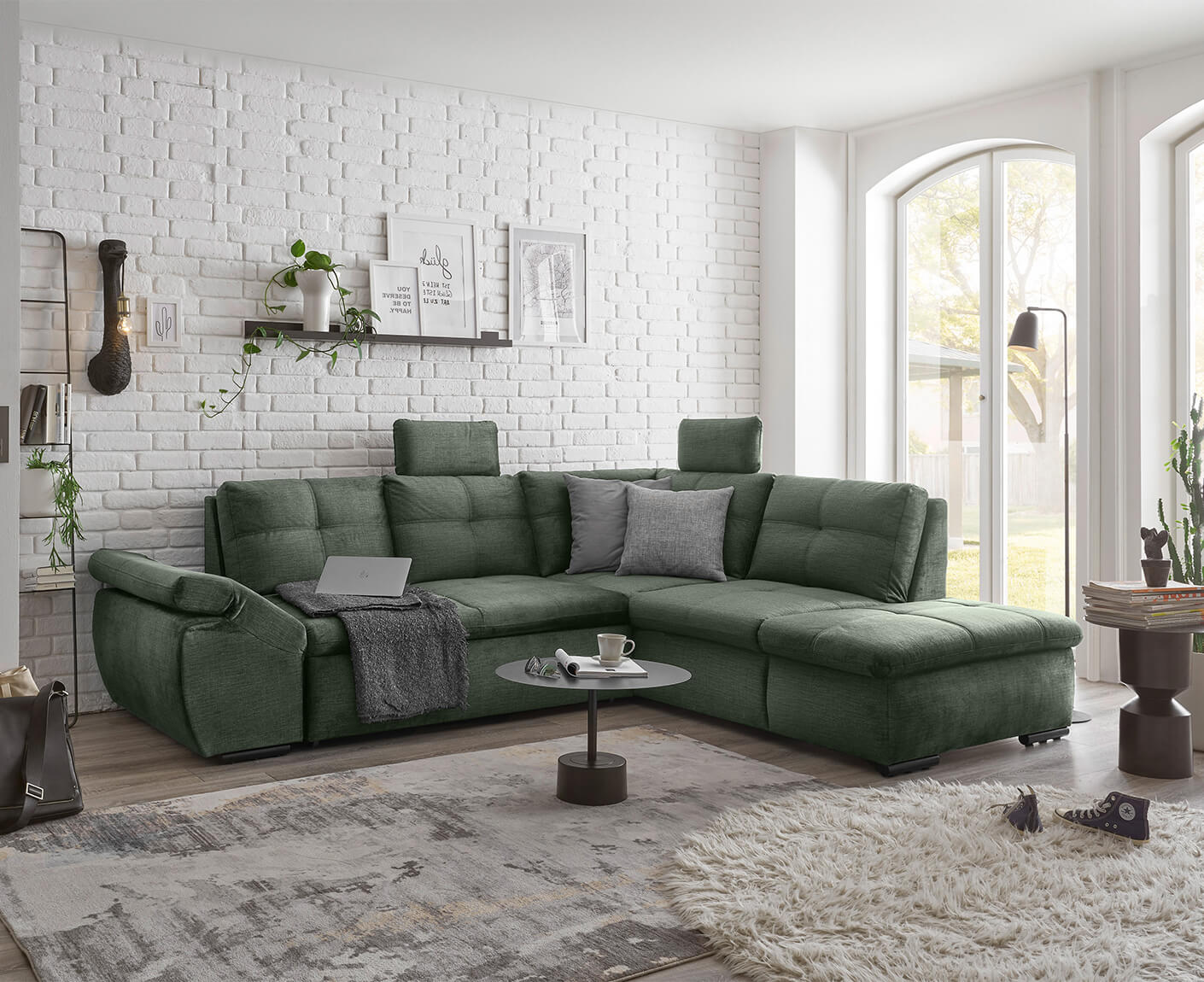 Alija Ecksofa 265 x 217 cm, mit Schlaffunktion und Bettkasten