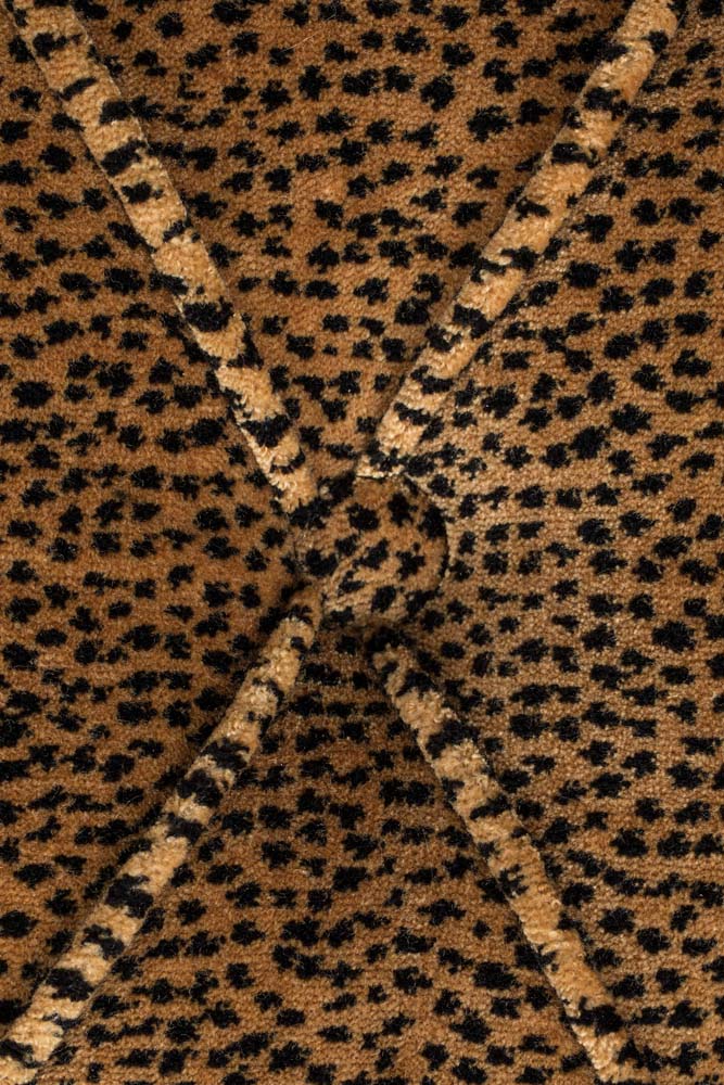 TOO PRETTY TO SIT ON Sofa Leoparden Muster