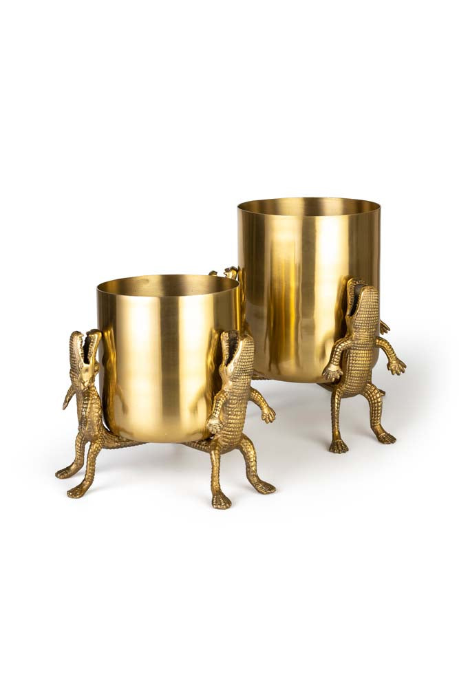 SURROUNDED BY CROCODILES Vase M Gold