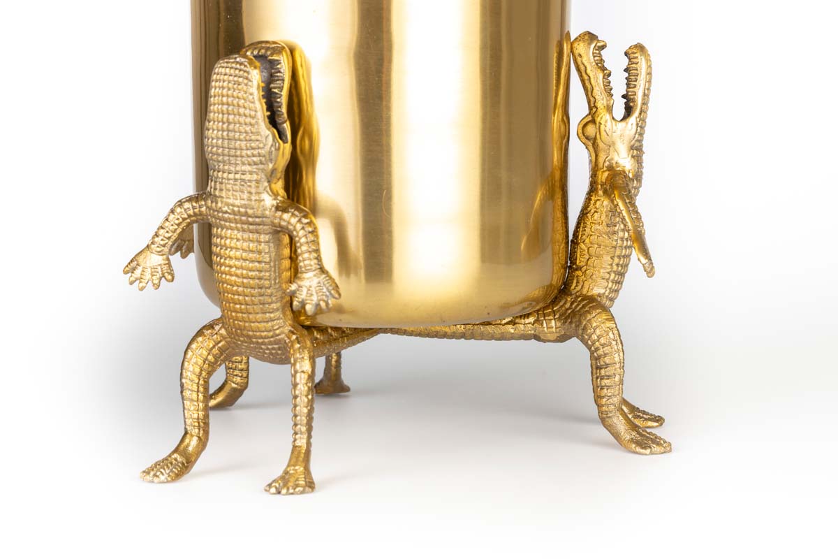 SURROUNDED BY CROCODILES Vase L Gold