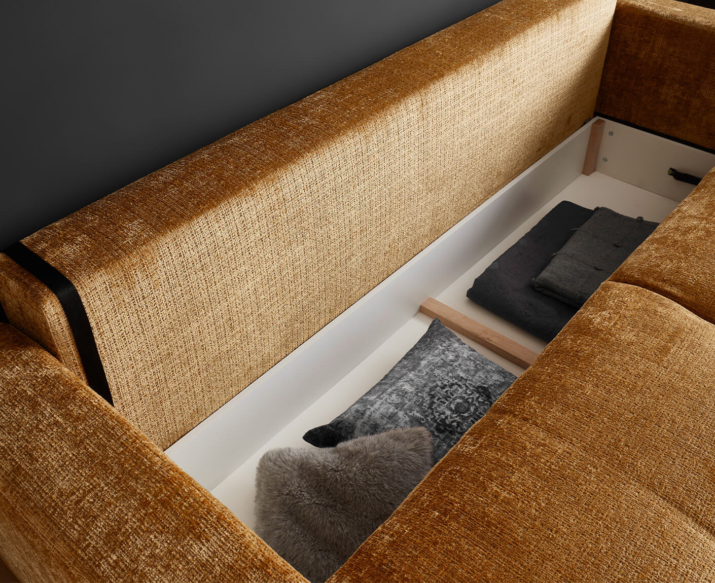 Bullet Schlafsofa 235 x 120 cm, mit Bettkasten