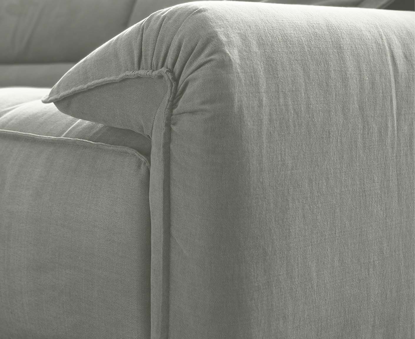 designwerk Vola Ecksofa | 347 x 342 cm | Flachgewebe