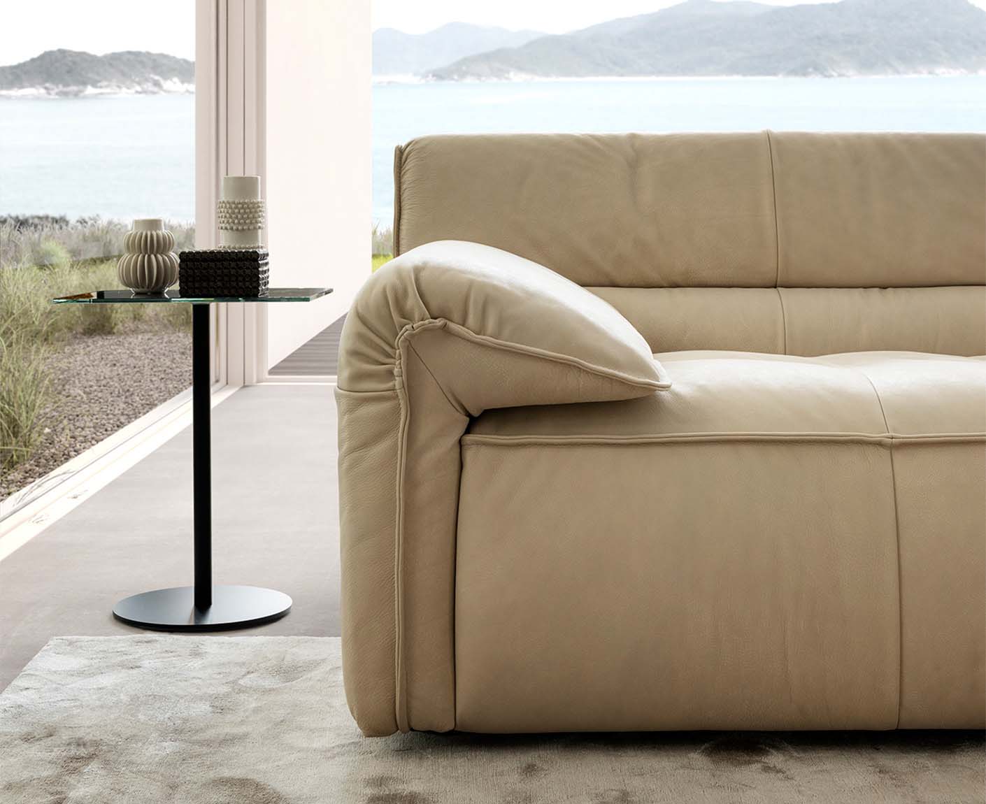 designwerk Vola Ecksofa | 315 x 186 cm | Echtleder