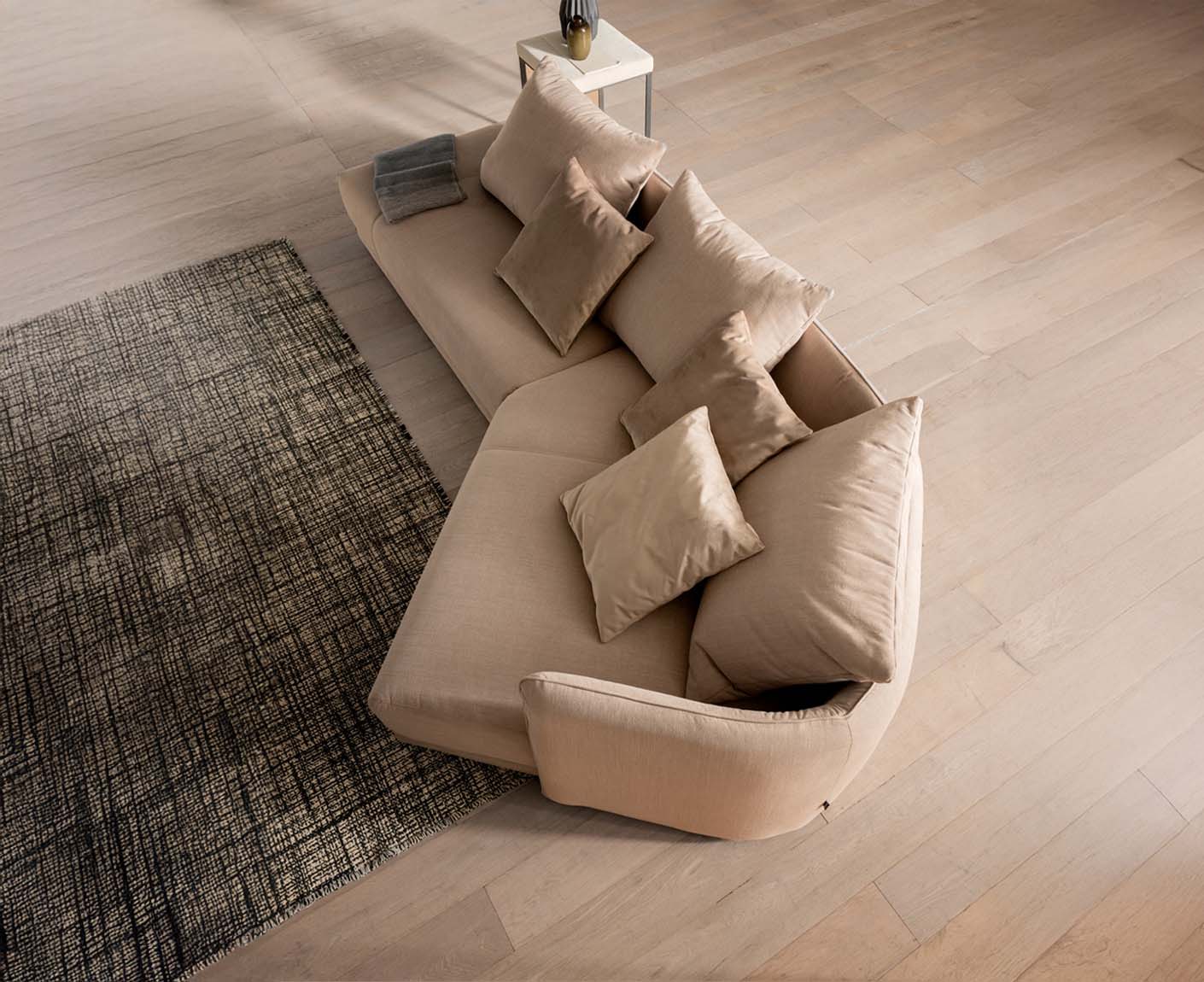 designwerk New York Ecksofa | 333 x 179 cm | feines Flachgewebe