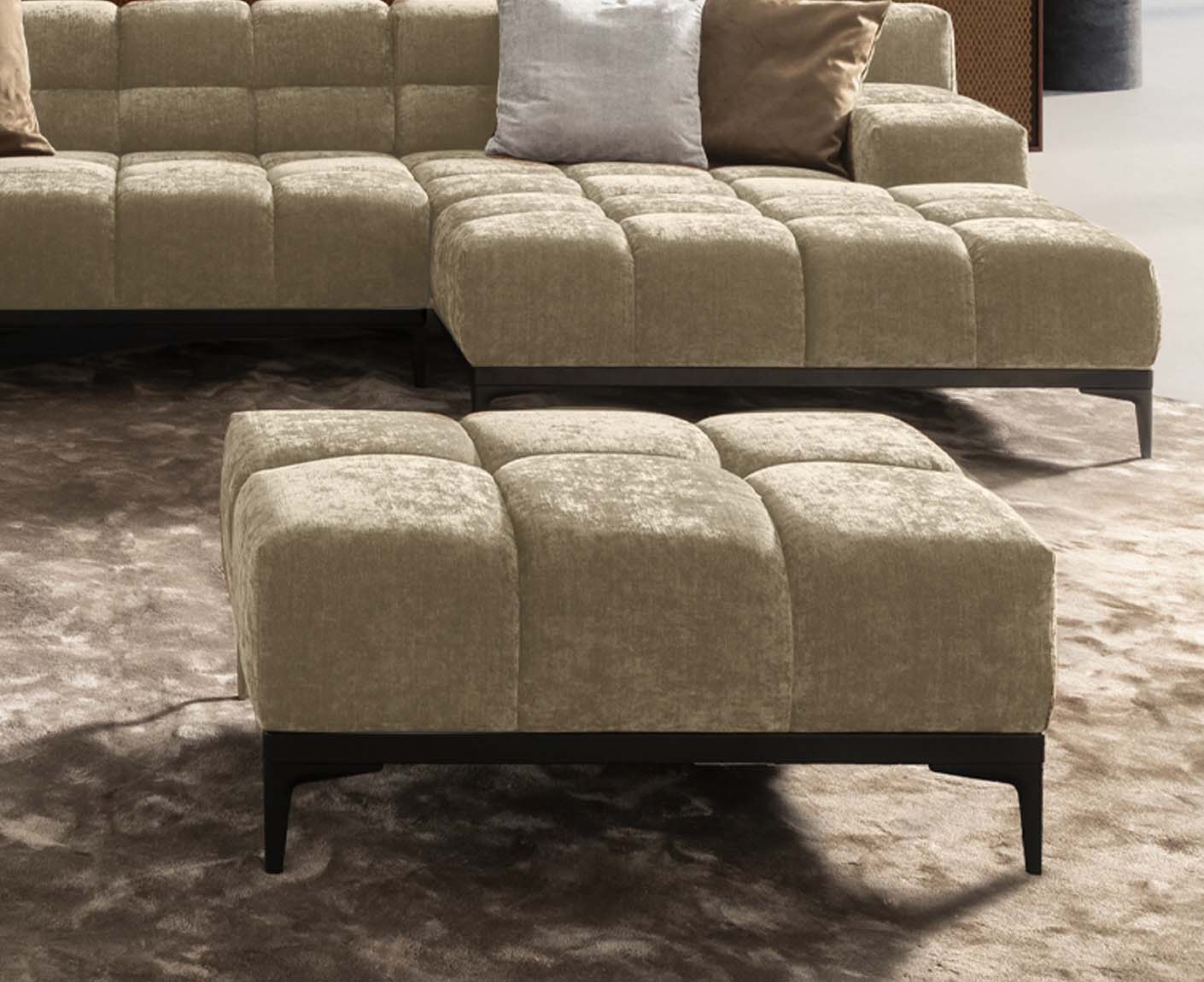 designwerk Oasis Hocker | 107 x 73 cm | Chenillegewebe