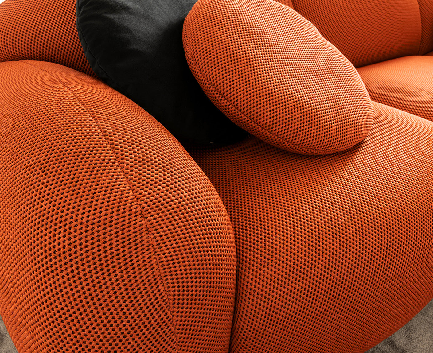 designwerk Globe 3-Sitzer Sofa | 292 x 116 cm | Flachgewebe 3D-Effekt