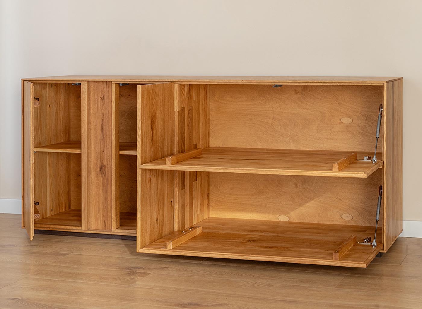 Collodi Massivholz Sideboard 185 cm Wildeiche, Montiert