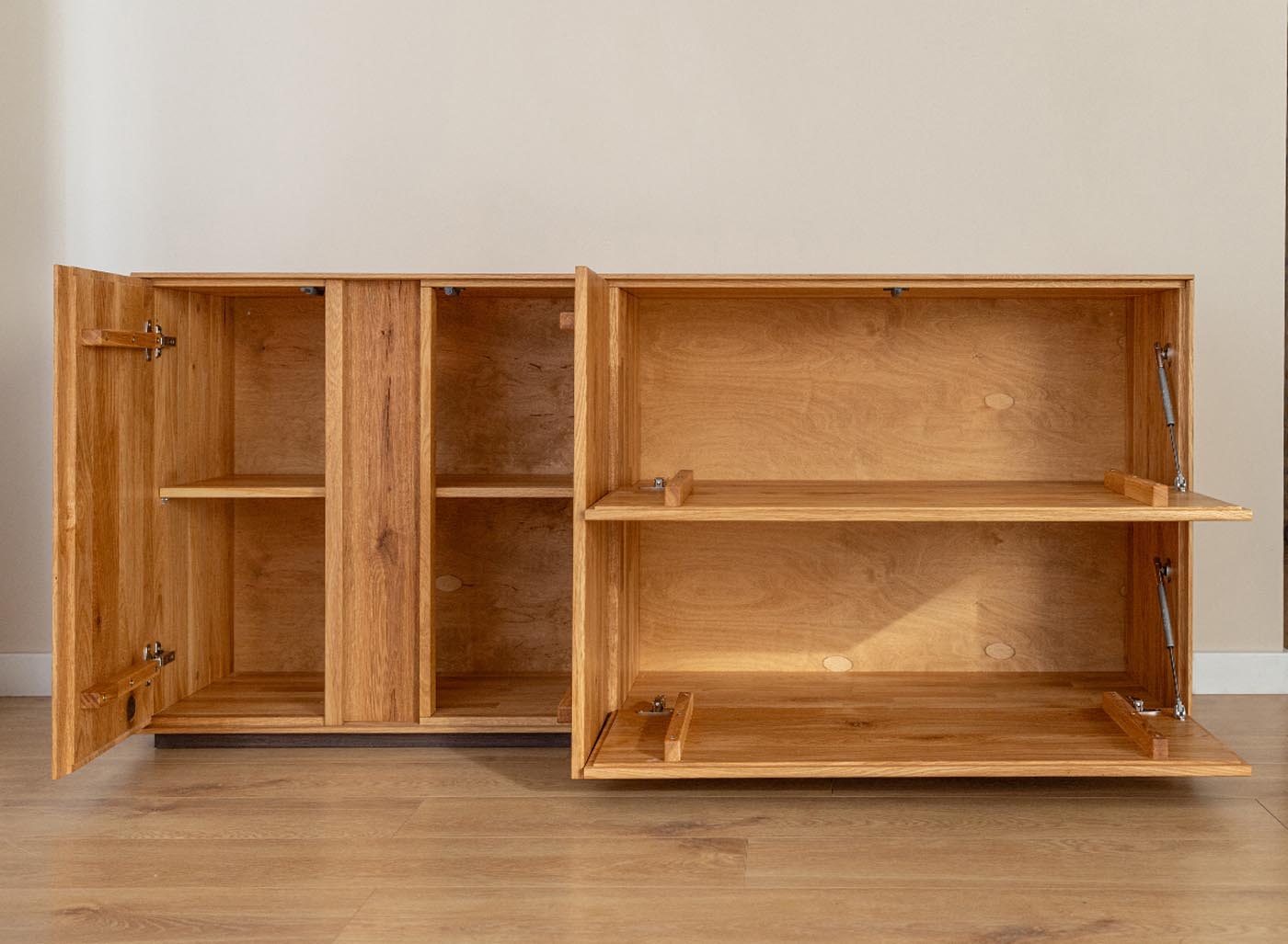 Collodi Massivholz Sideboard 185 cm Wildeiche, Montiert