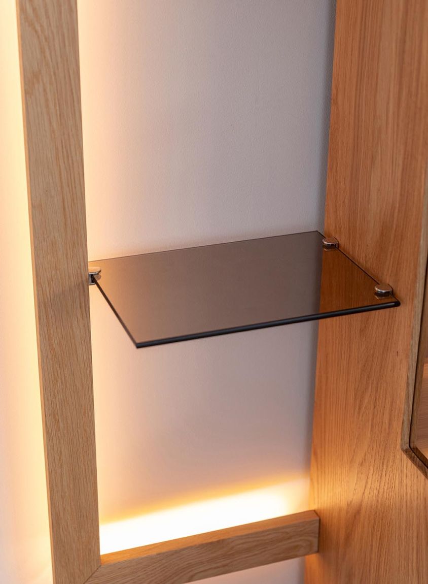 Collodi Massivholz Vitrine mit Bücherregal Wildeiche, Montiert