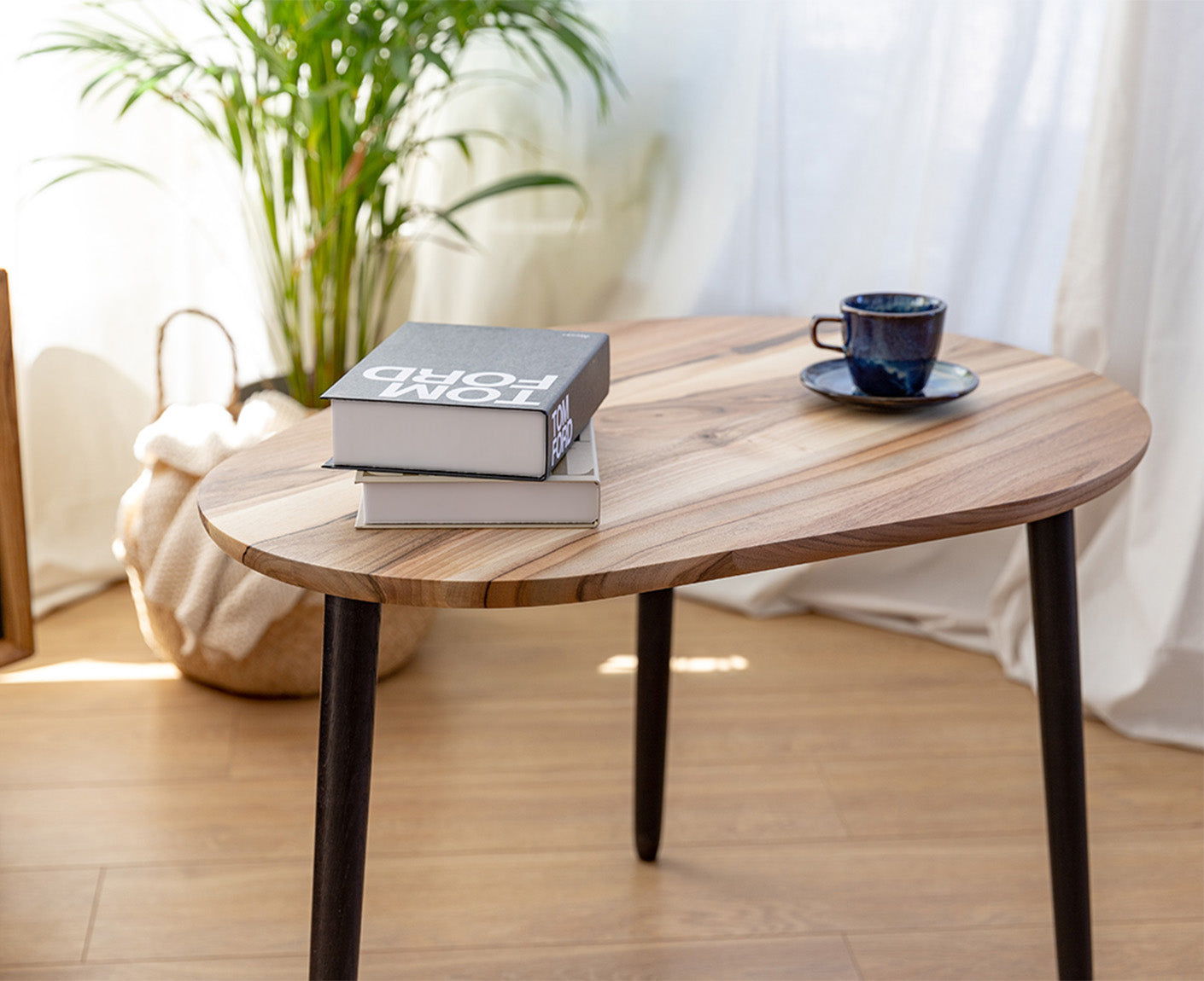 Awokado Couchtisch Massivholz