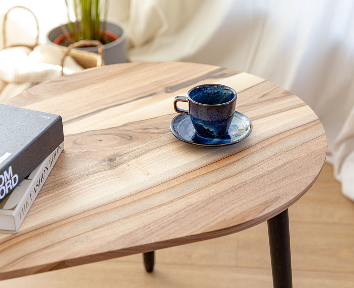 Awokado Couchtisch Massivholz