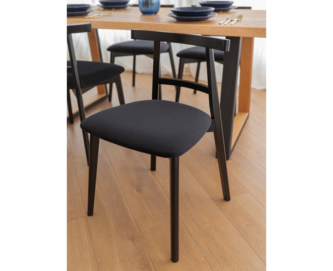 Orio Esszimmerstuhl Massivholz Buche Schwarz/ Schwarz Samt