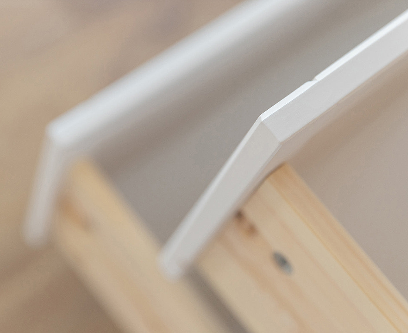 Marone Elite Vitrine Massivholz Weiß / Grau