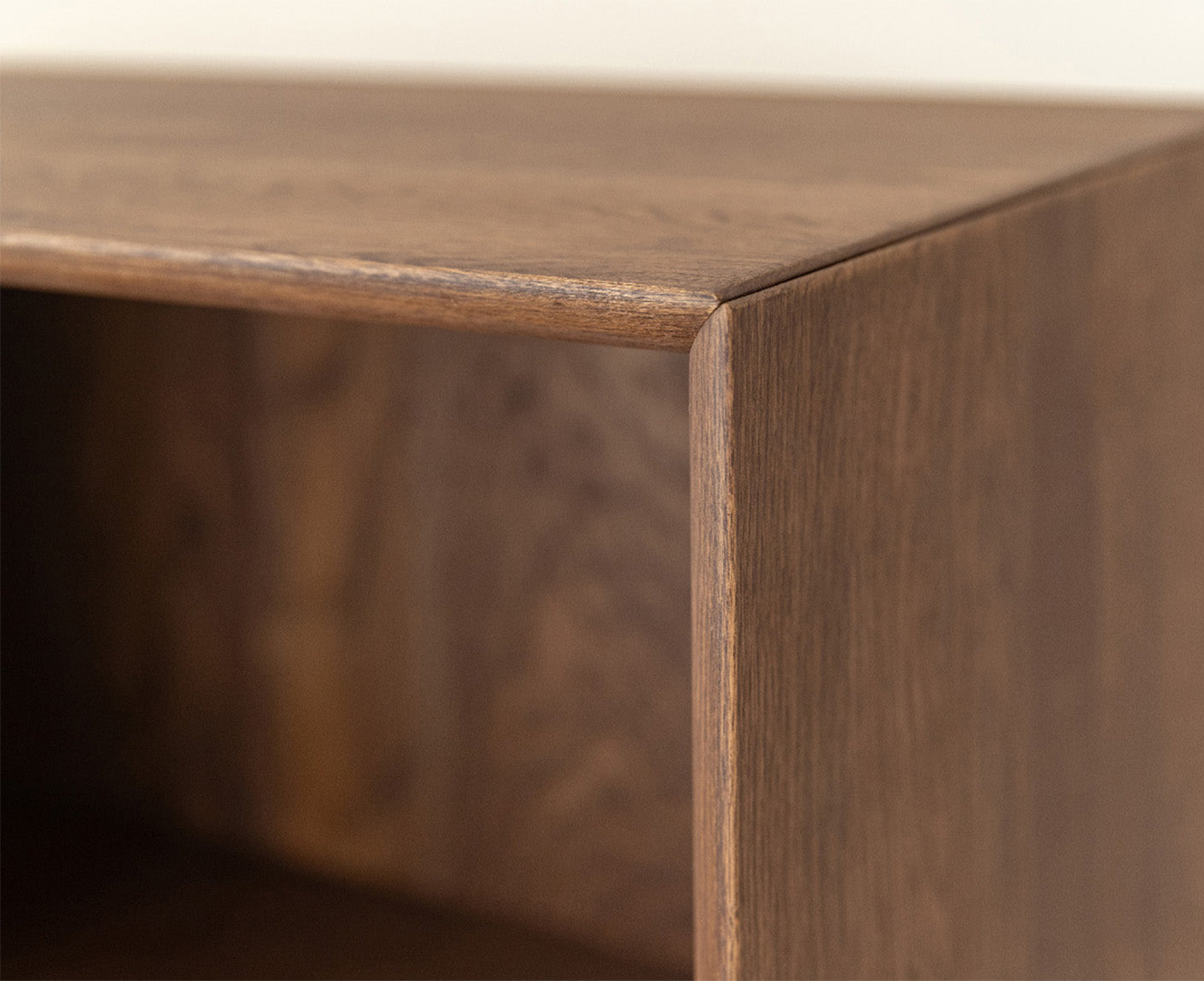 Modern Loft Weinregal Massivholz Eiche geölt