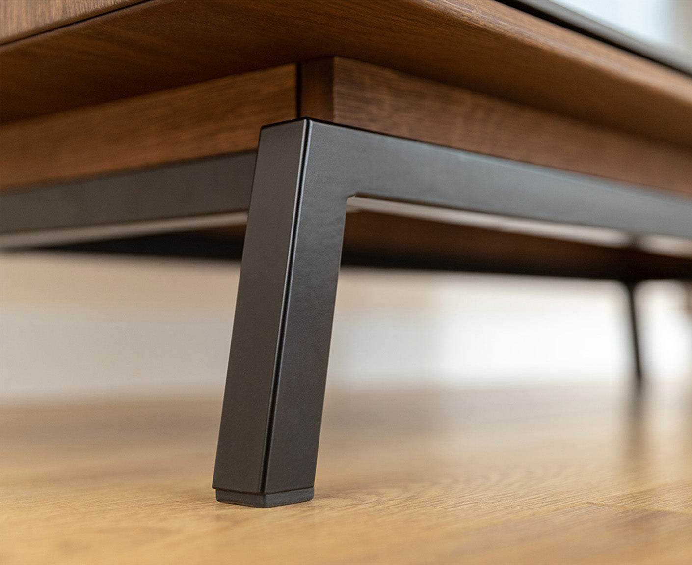 Modern Loft TV-Lowboard 200 cm Massivholz Eiche geölt/Glas Grafit Matt