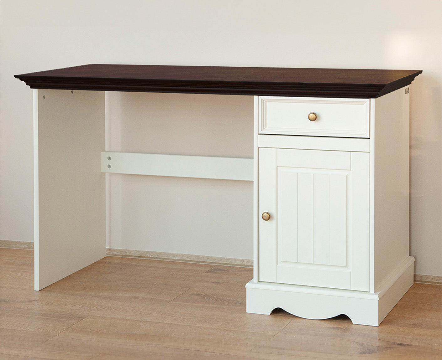 Belluno Elegante Schreibtisch 130x53 cm Massivholz