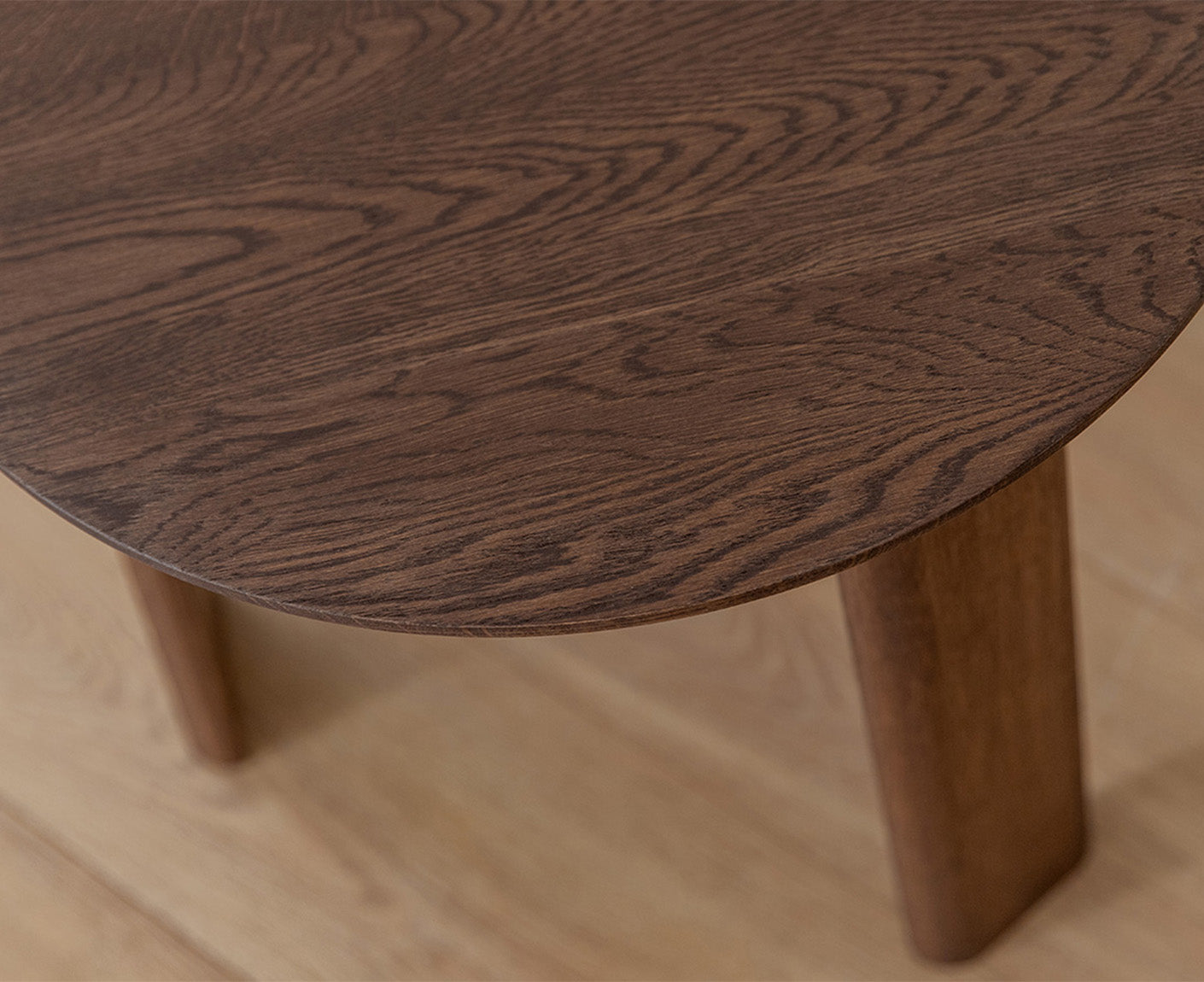 Monty Couchtisch Beistelltisch Ø 51 cm Massivholz geölt