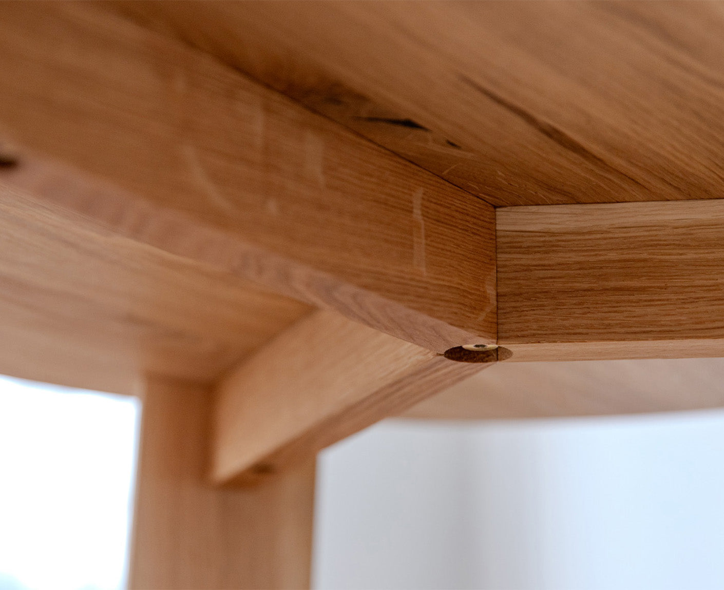 Monty Couchtisch Beistelltisch Ø 71 cm Massivholz geölt