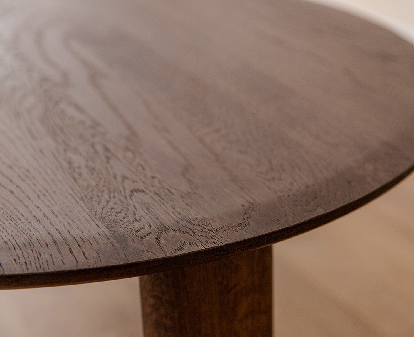 Monty Couchtisch Beistelltisch Ø 71 cm Massivholz geölt