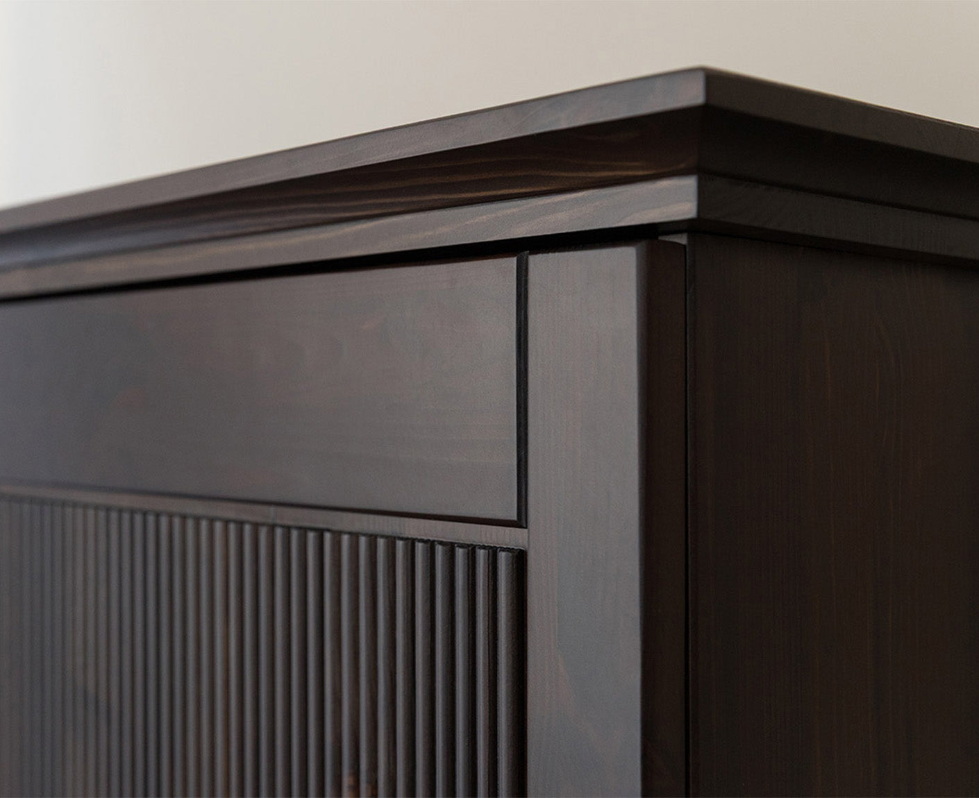 Rosella Sideboard 3-Türig Massivholz Tabacco / Altsilber