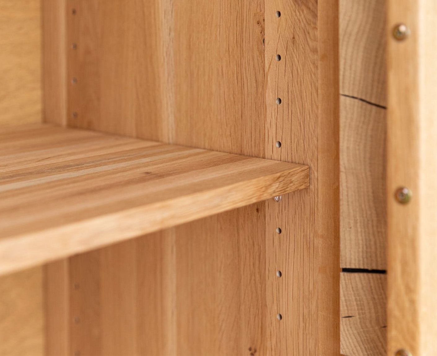 Tirano Sideboard Hirnholz Massivholz Eiche geölt, fertig montiert